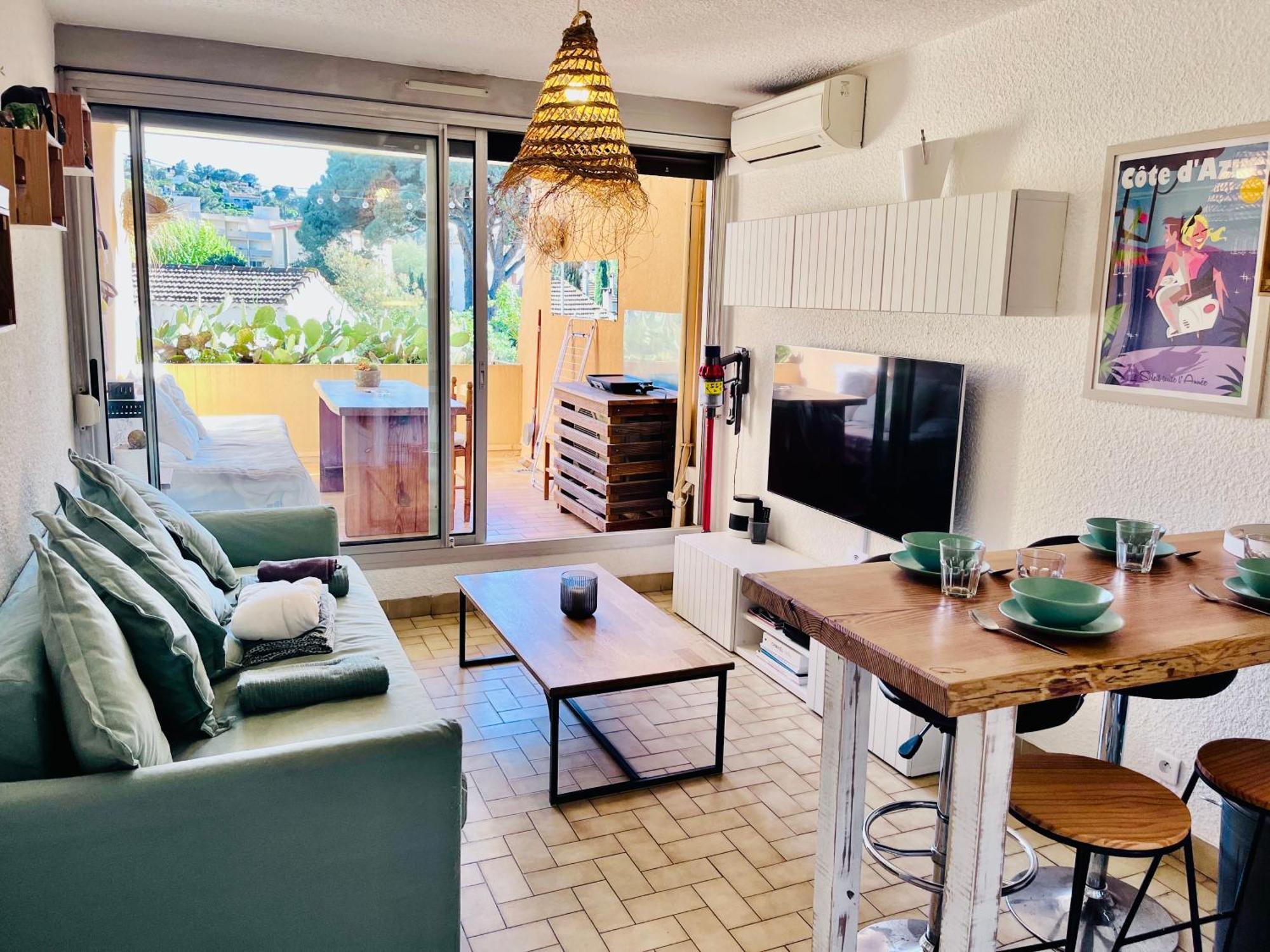 Cosy Deux Pieces Pour 4 Personnes En Centre Ville Classe Cavalaire-sur-Mer Exterior foto